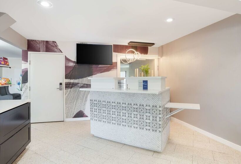 فندق Best Western Bayou Inn