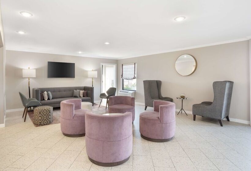 فندق Best Western Bayou Inn