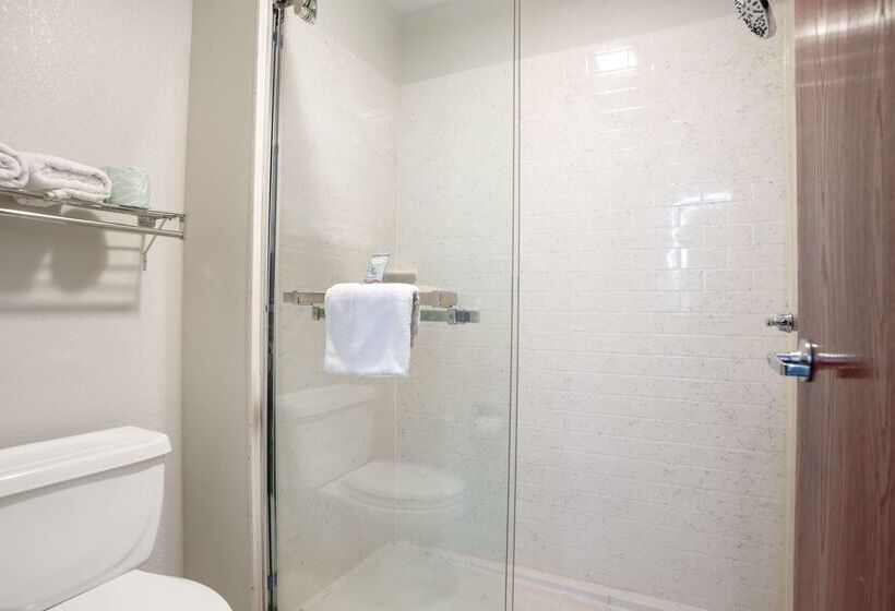 فندق Best Western Bayou Inn