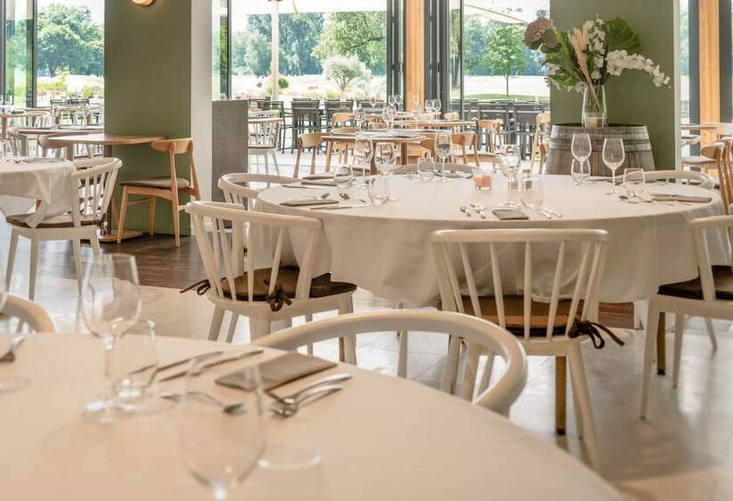 ホテル Domaine De Charmeil