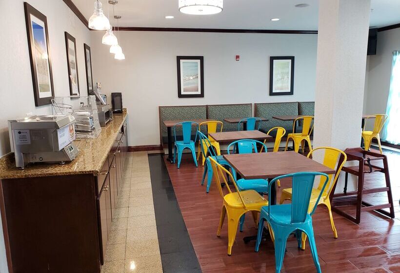 בית מלון כפרי Best Western Plus Blue Angel Inn