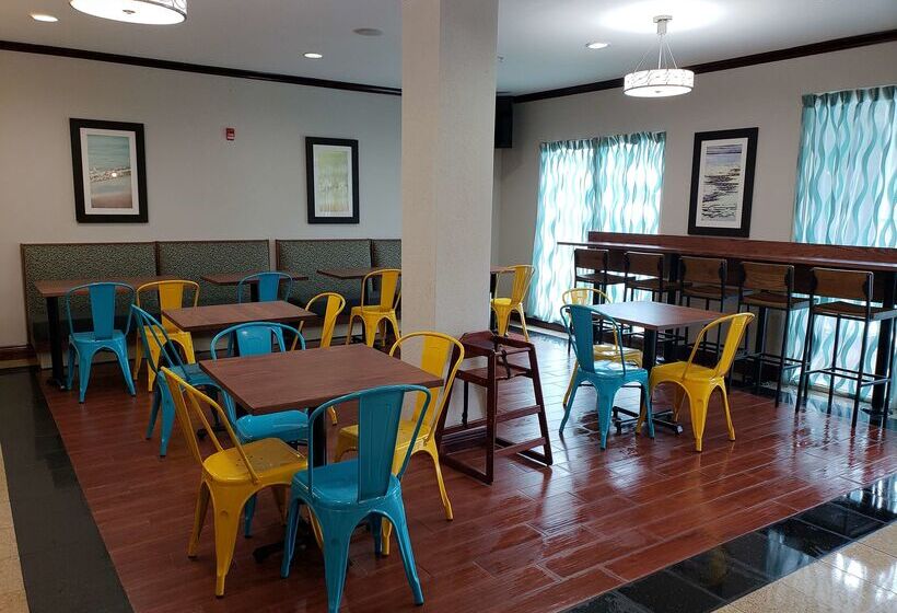 בית מלון כפרי Best Western Plus Blue Angel Inn