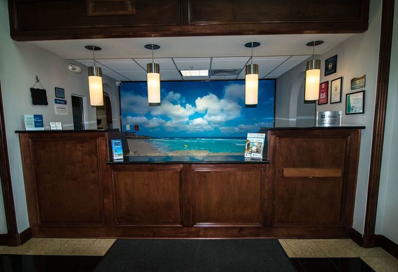 בית מלון כפרי Best Western Plus Blue Angel Inn