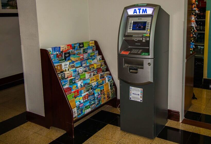 فندق Best Western Plus Blue Angel Inn