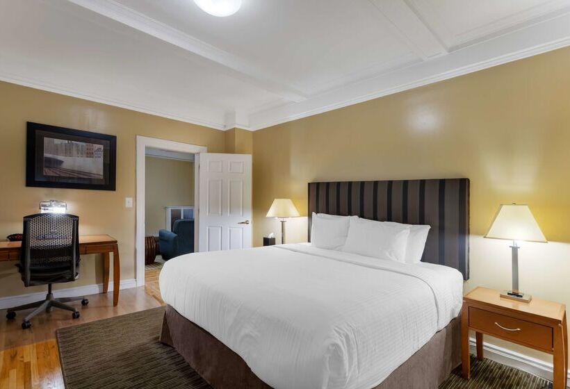 فندق Best Western Plus Hospitality House Suites