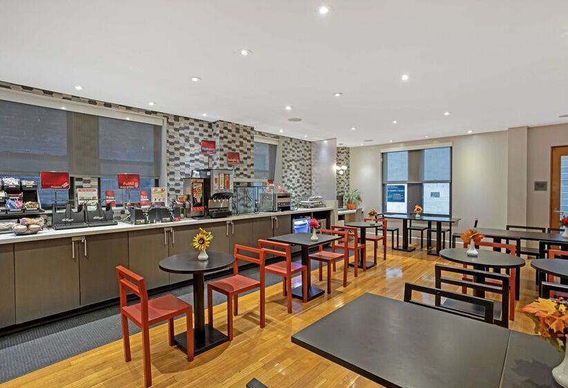 فندق Best Western Plus Hospitality House Suites