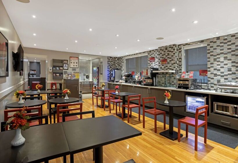 فندق Best Western Plus Hospitality House Suites