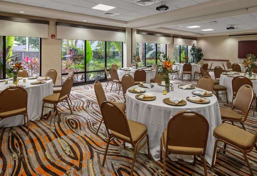 Best Western Plus Kendall Hotel & Suites