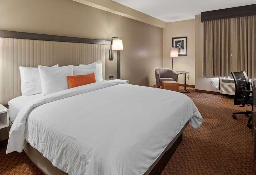 Best Western Plus Kendall Hotel & Suites