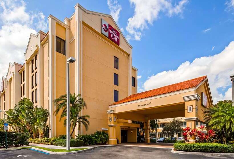 Best Western Plus Kendall Hotel & Suites
