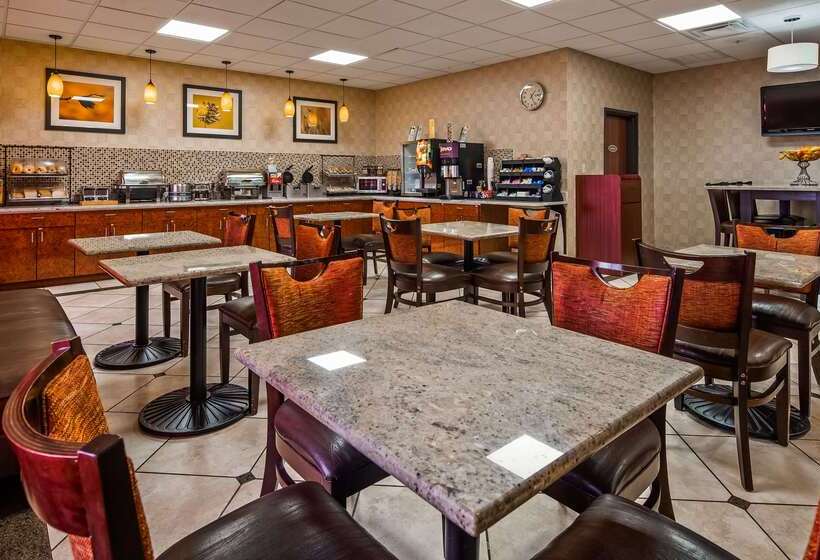 فندق Best Western Plus Memorial Inn