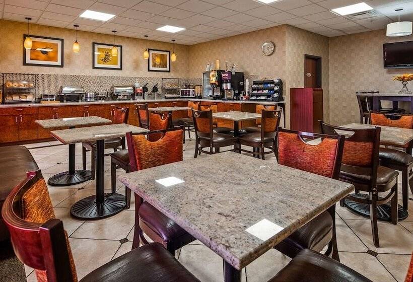 فندق Best Western Plus Memorial Inn