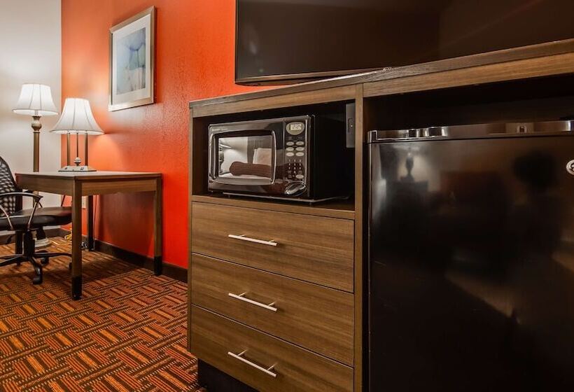 فندق Best Western Plus Memorial Inn