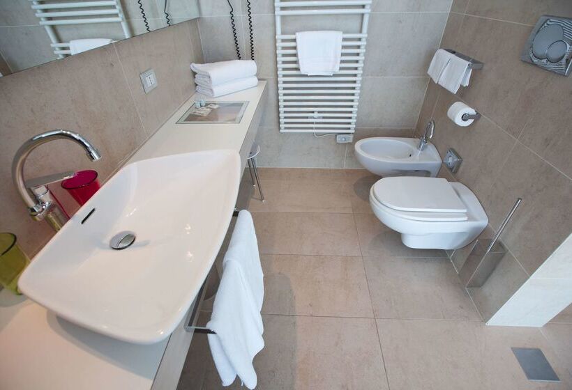 Best Western Plus Net Tower Hotel Padova