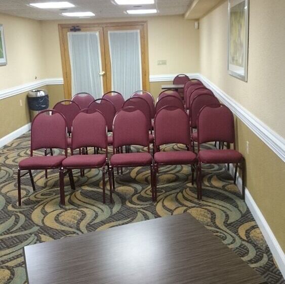 فندق Best Western Plus Newark/christiana Inn