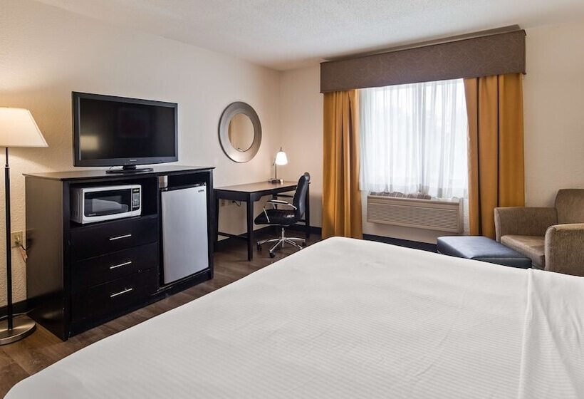 هتل Best Western Plus Newark/christiana Inn