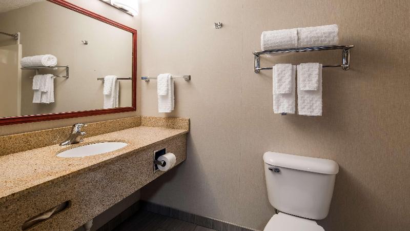 Отель Best Western Providenceseekonk Inn