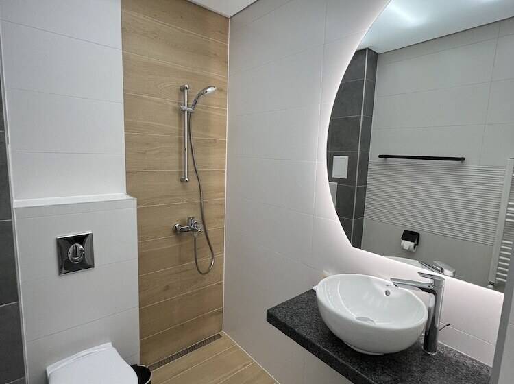 酒店 Bistra & Galina