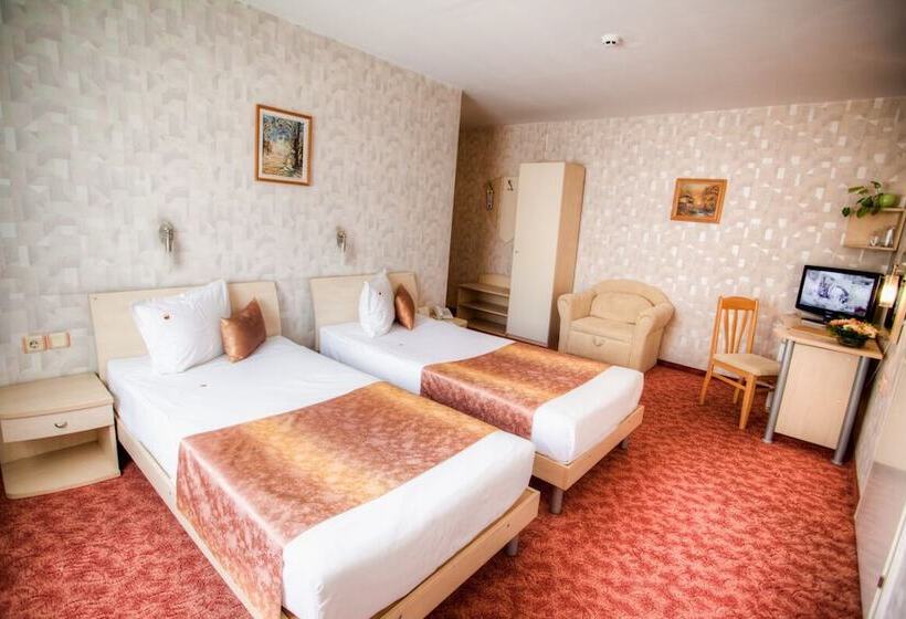 酒店 Bistra & Galina