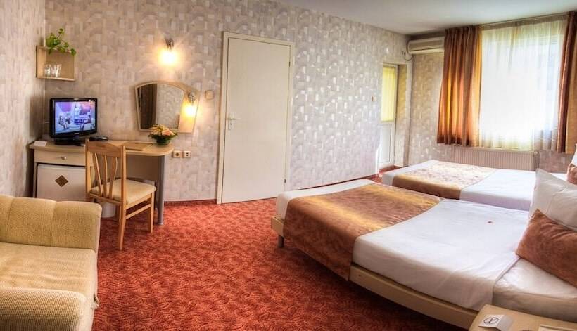 酒店 Bistra & Galina