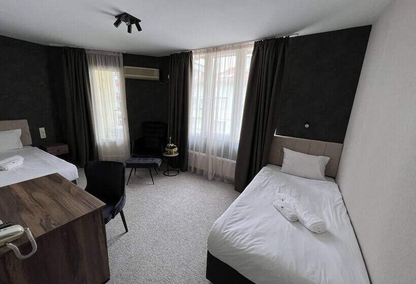 酒店 Bistra & Galina