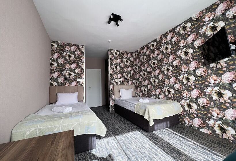 酒店 Bistra & Galina