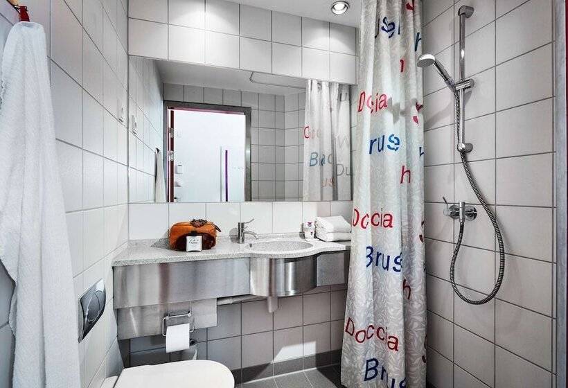 هتل Cabinn Aarhus