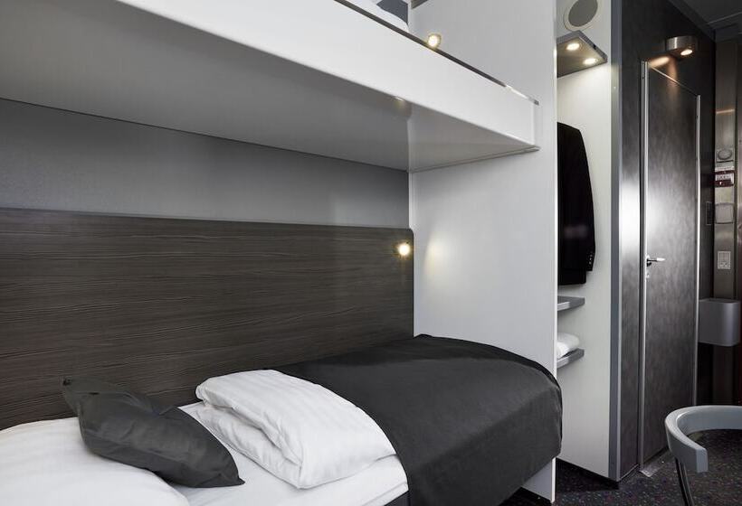 Отель Cabinn Aarhus