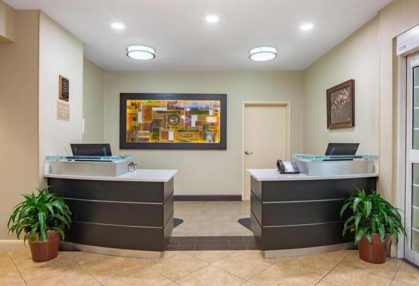 فندق Candlewood Suites Jefferson City By Ihg