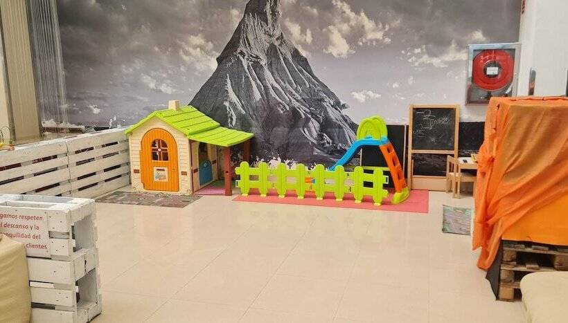 هتل Ciudad De Corella