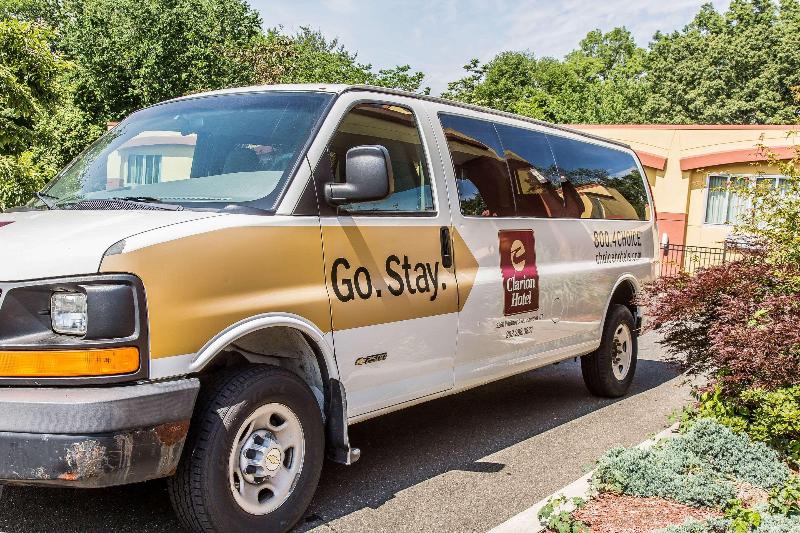 Clarion Hotel & Suites Hamden New Haven