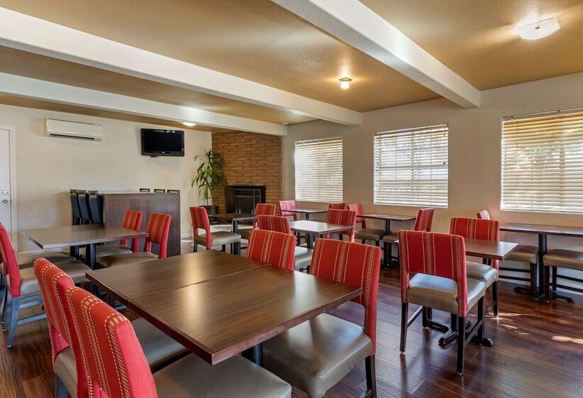 فندق Comfort Inn Bishop