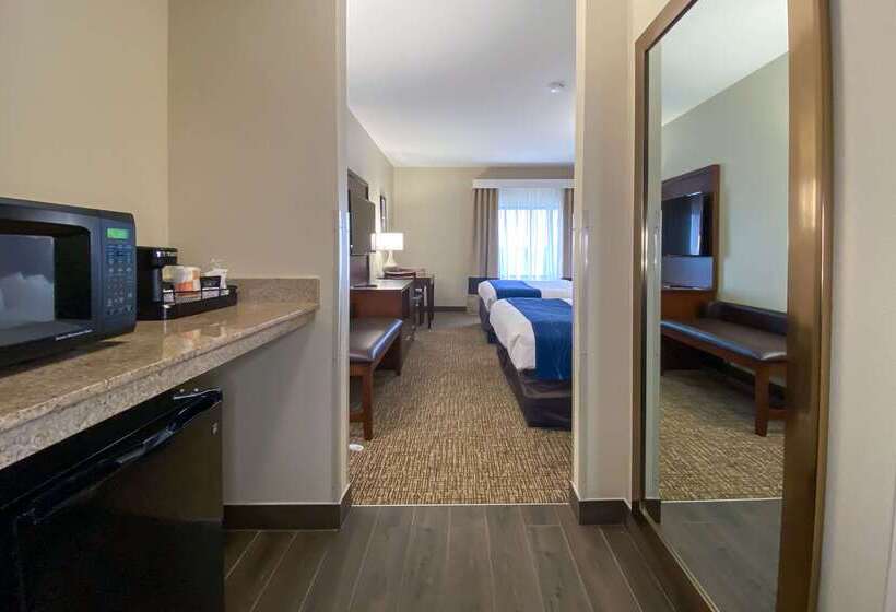 هتل Comfort Inn East Windsor  Springfield
