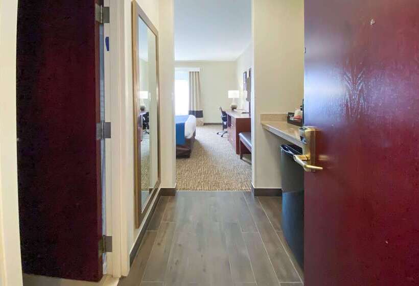 هتل Comfort Inn East Windsor  Springfield