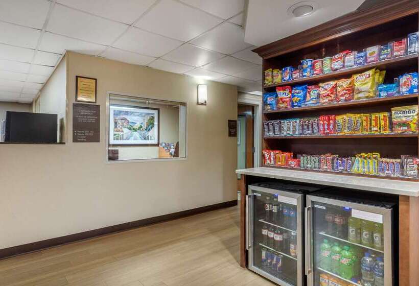 هتل Comfort Inn & Suites Hamilton Place