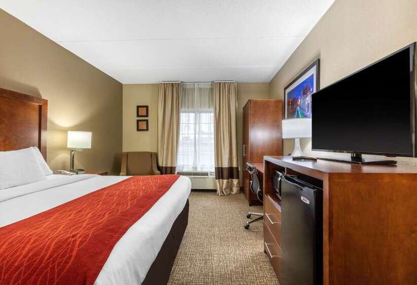 هتل Comfort Inn & Suites Hamilton Place