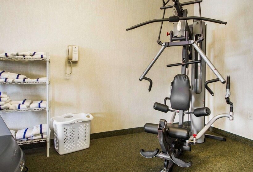 فندق Comfort Inn & Suites Madison North