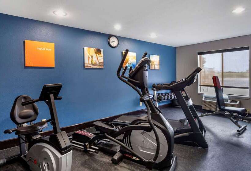 호텔 Comfort Inn & Suites Mansfield