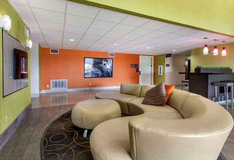 호텔 Comfort Inn & Suites Mansfield