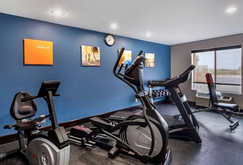 호텔 Comfort Inn & Suites Mansfield