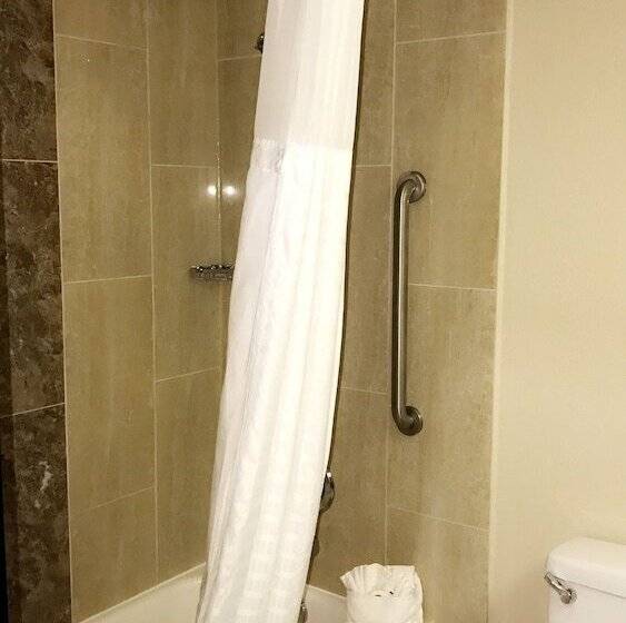 호텔 Comfort Inn & Suites Mansfield