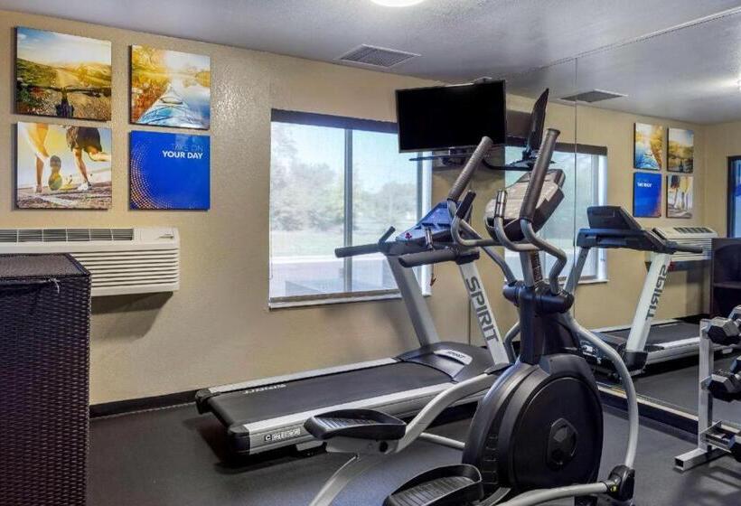 فندق Comfort Inn & Suites North Aurora   Naperville