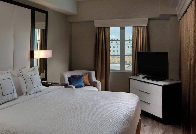 酒店 Courtyard Miami Beach South Beach