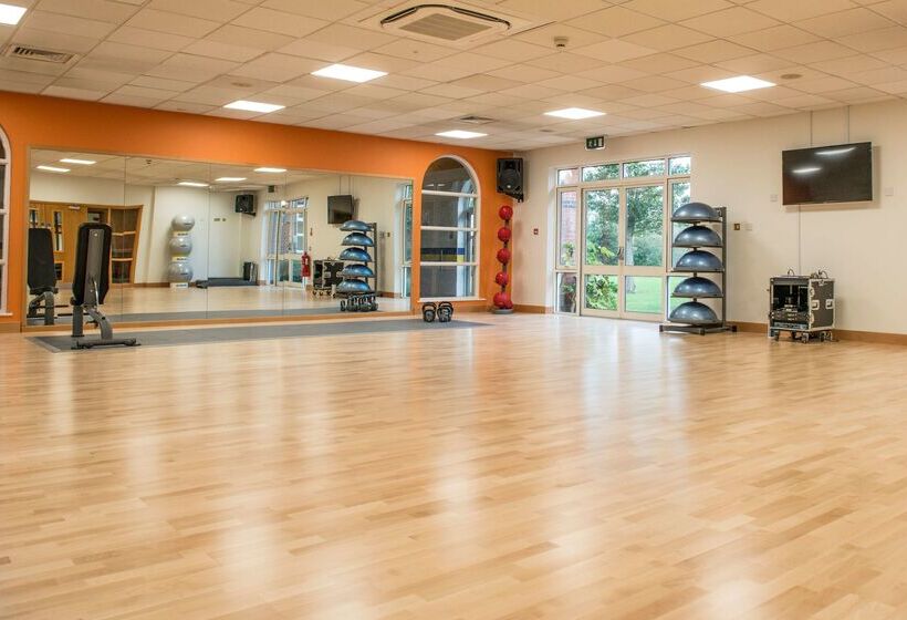 酒店 De Vere Cranage Estate