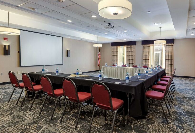 Doubletree By Hilton Hotel Savannah Airport