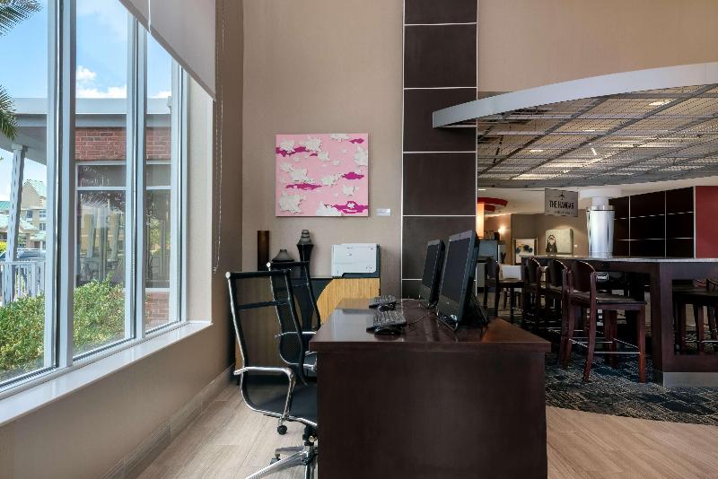 Doubletree By Hilton Hotel Savannah Airport