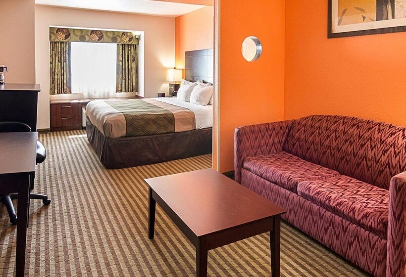 فندق Econo Lodge Inn & Suites Natchitoches
