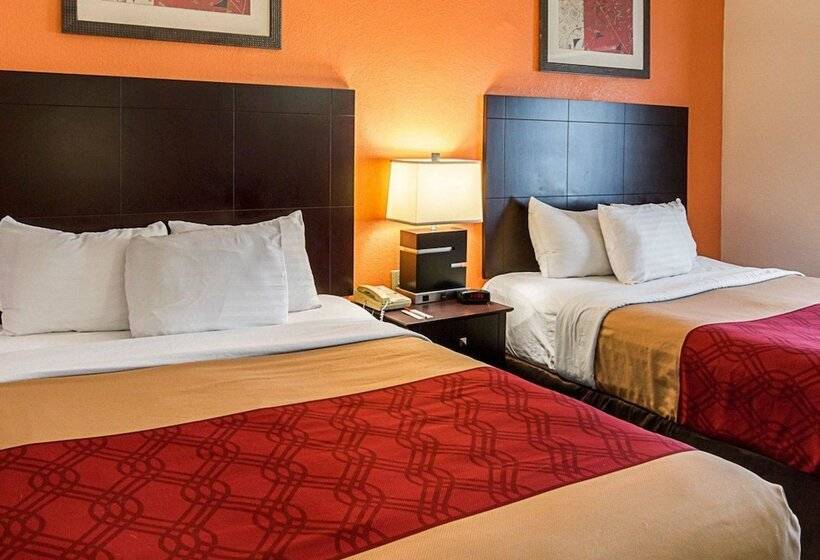 فندق Econo Lodge Inn & Suites Natchitoches