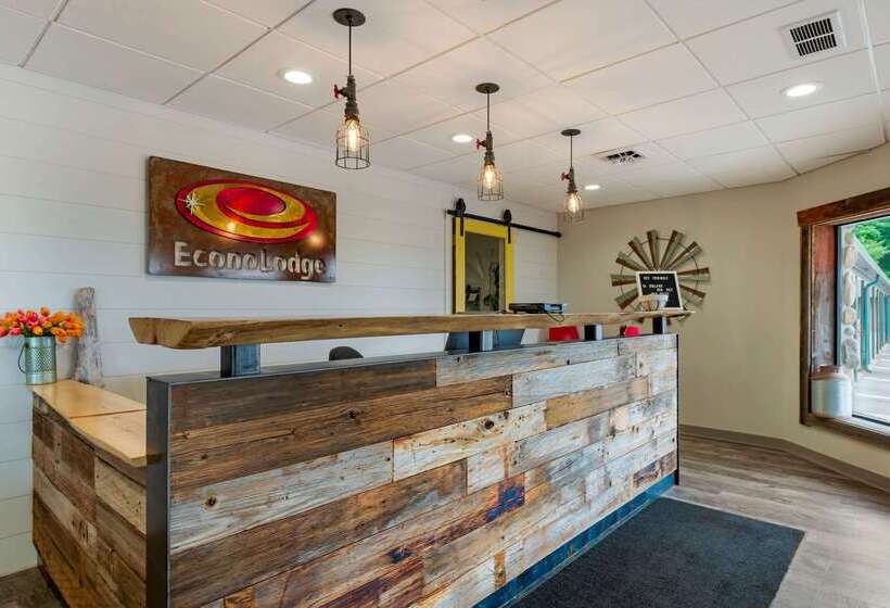 فندق Econo Lodge Lakeview