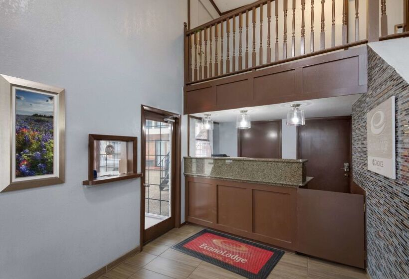 בית מלון כפרי Econo Lodge Near The Domain   The Arboretum